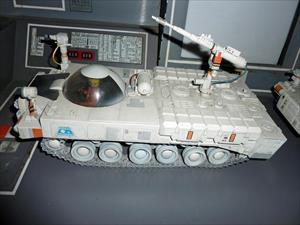 Laser tank