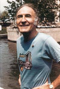 No 1 Grandpa Barry Morse (1978).