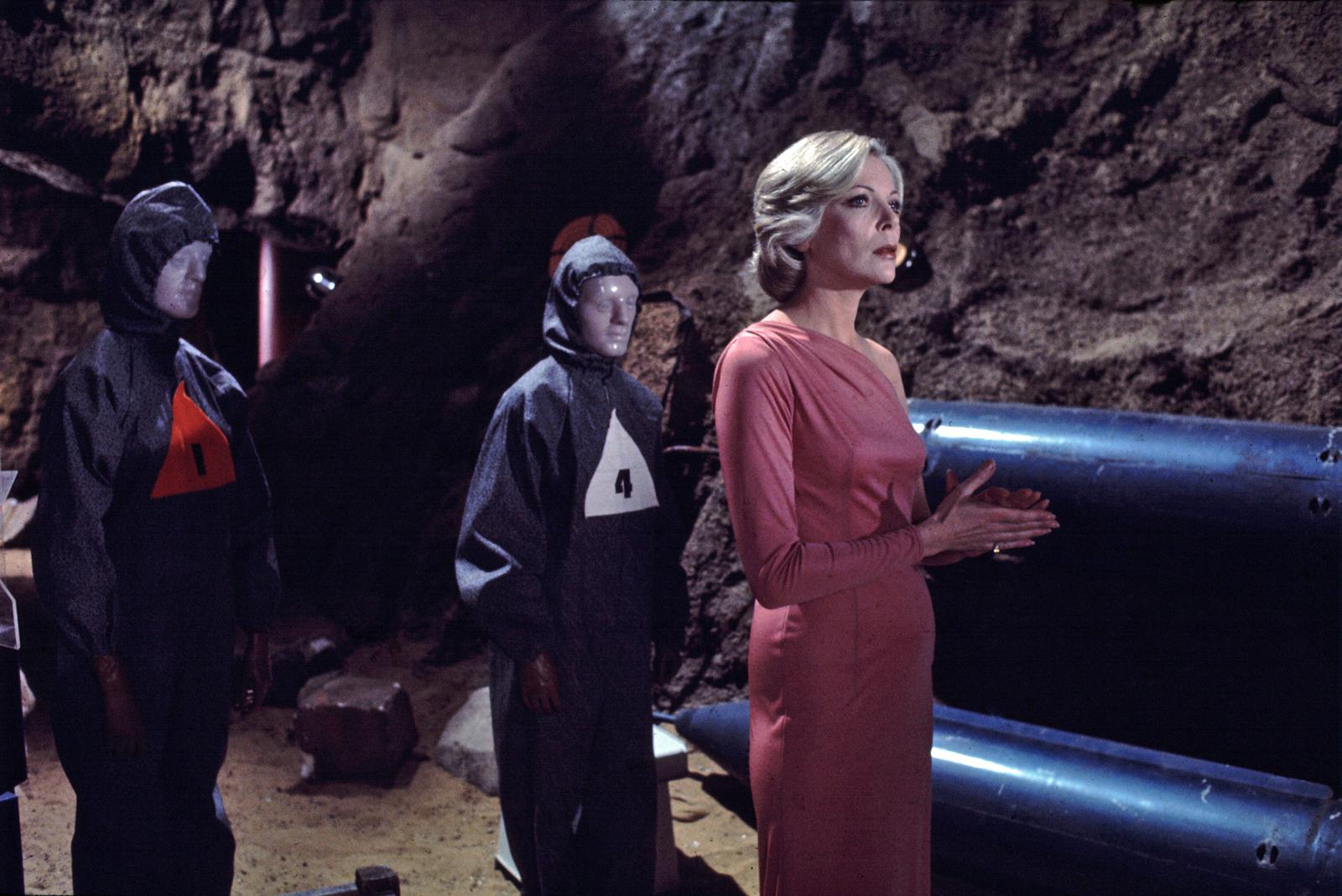 Space 1999 Catacombs One Moment Of Humanity