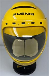 Sixteen 12 helmet- Gordon